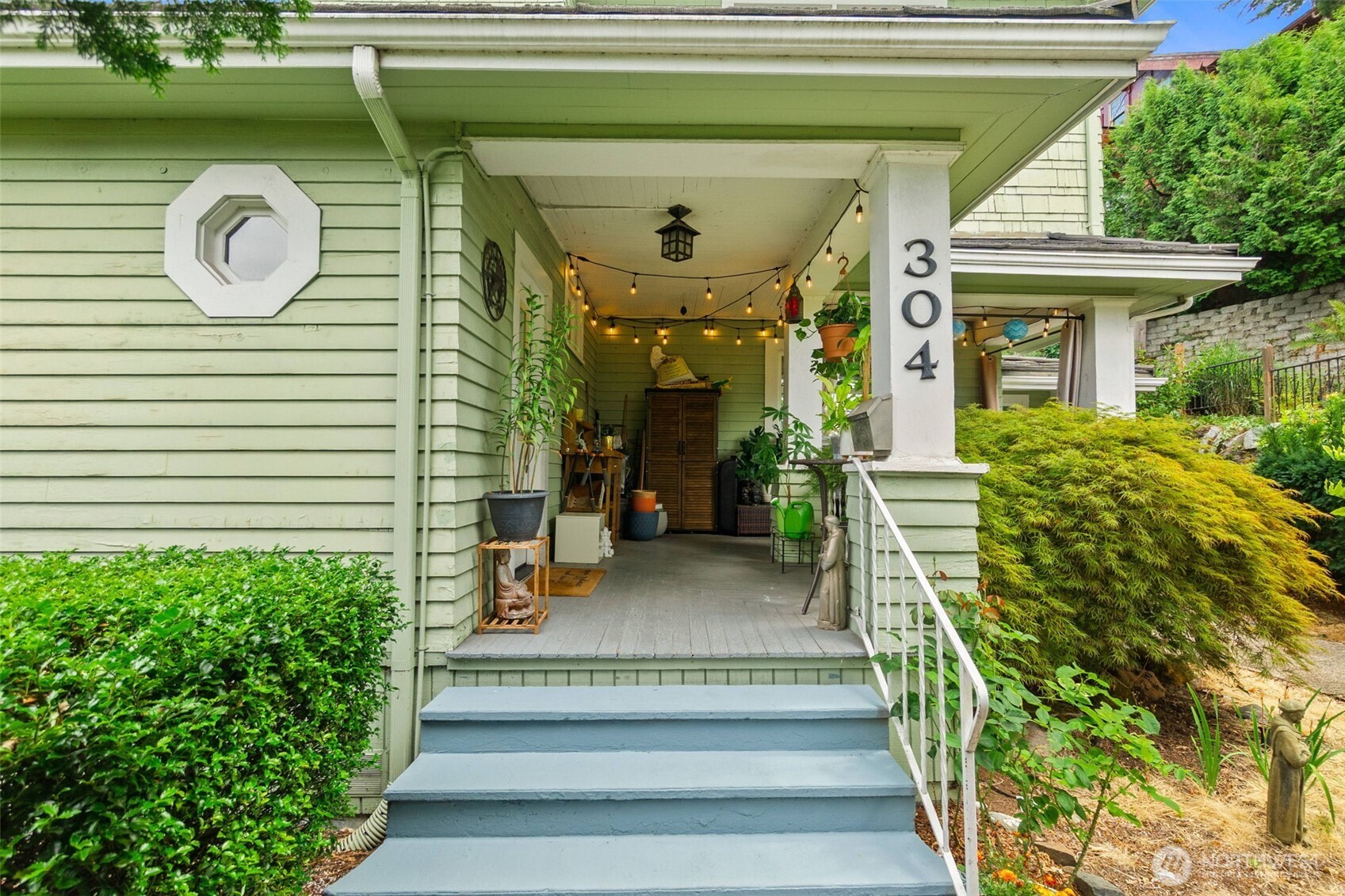 Photo 3 of Single family home for sale at 304 Scenic Way, Kent, WA 98030 | MLS# NWM2560517 | Listing updated on 2026-09-24