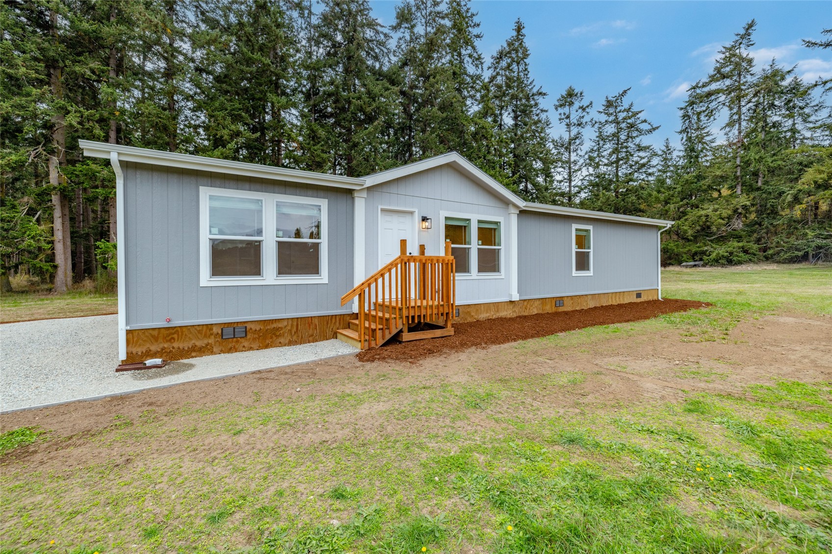 Manufactured home for sale at 4063 Lambourn Ln, Oak Harbor, WA 98277 | MLS# NWM2572979