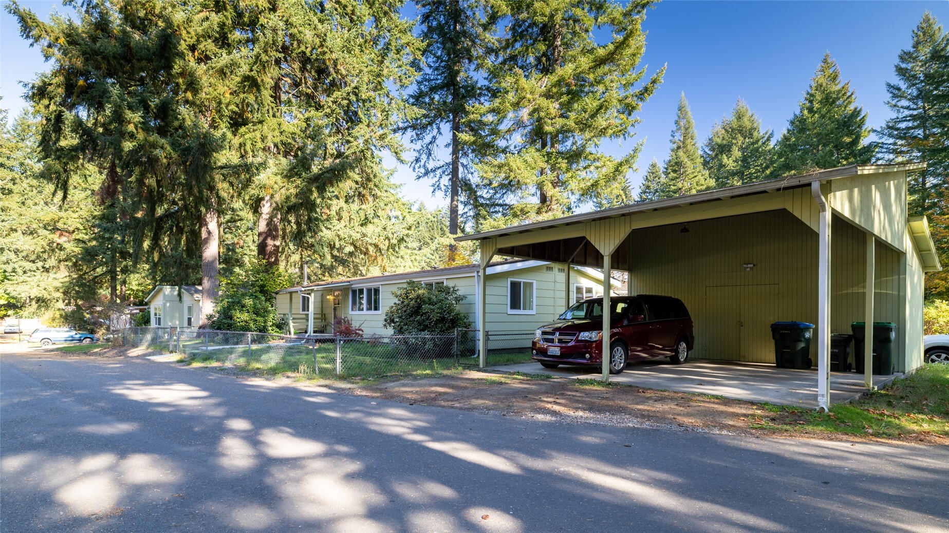Photo 3 of Manufactured home for sale at 2535 70th Avenue SW #38, Tumwater, WA 98512 | MLS# NWM2574026 | Listing updated on 2026-10-24