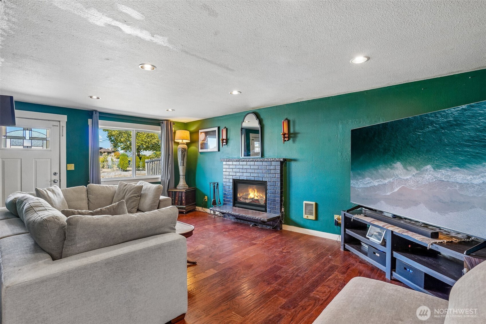 Photo 1 of Single family home for sale at 1006 S 72nd Street, Tacoma, WA 98408 | MLS# NWM2577169 | Listing updated on 2026-10-01