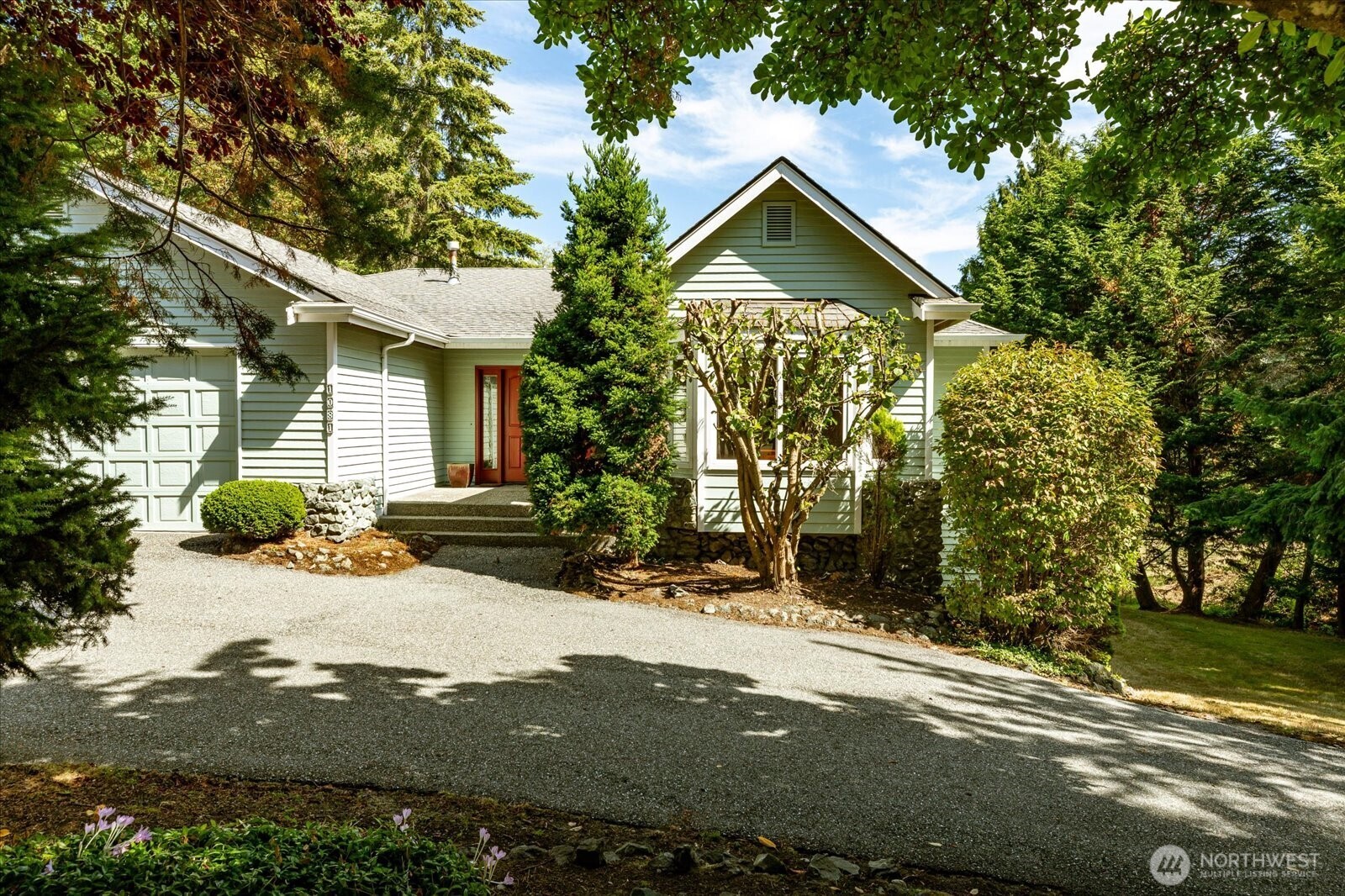 Photo 3 of Sale Pending at 1081 Honeymoon Lake Dr, Greenbank, WA 98253 | MLS# NWM2577475 | Listing updated on 2026-09-24
