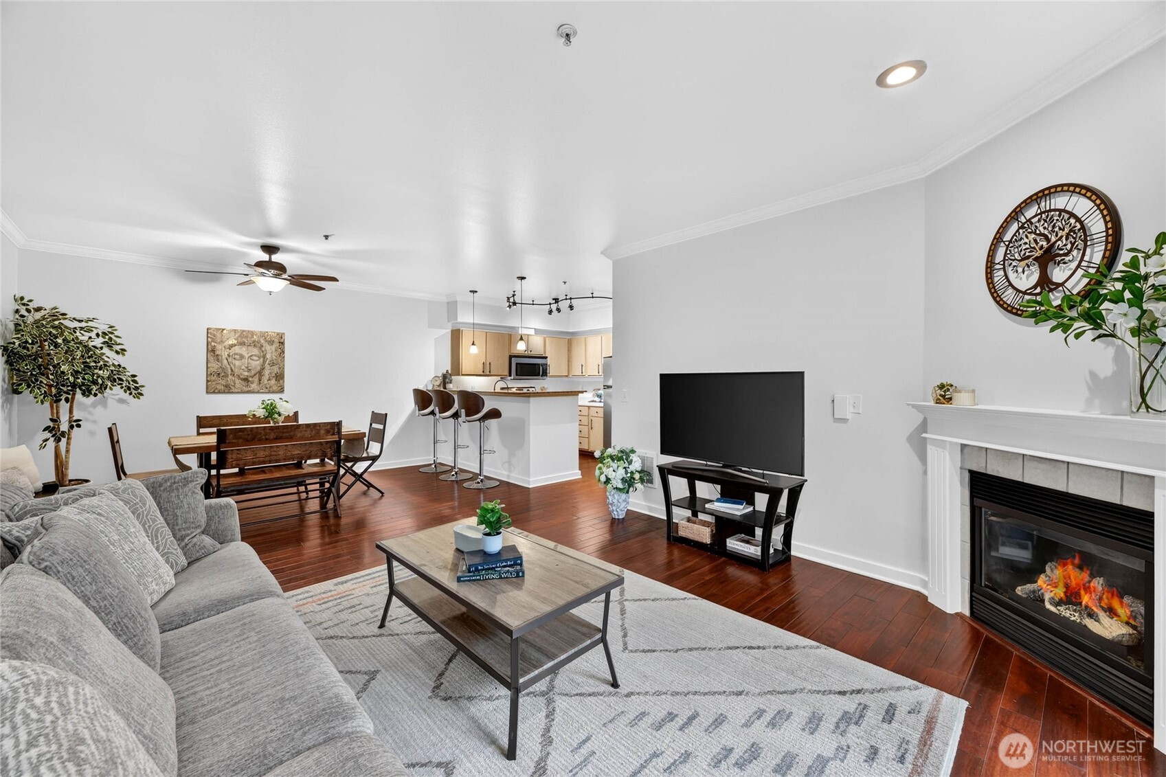 Photo 2 of Condo for sale at 10709 Valley View Rd #C103, Bothell, WA 98011 | MLS# NWM2577646 | Listing updated on 2026-09-24