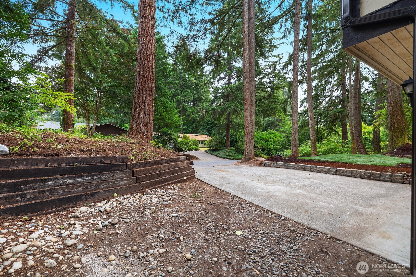 Photo 3 of Single family home for sale at 4343 Highline Dr SE, Olympia, WA 98501 | MLS# NWM2579449 | Listing updated on 2026-09-21
