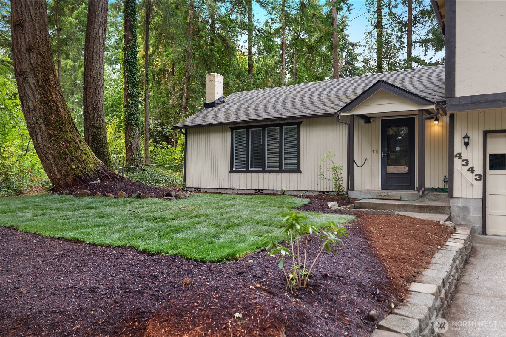 Photo 2 of Single family home for sale at 4343 Highline Dr Se, Olympia, WA 98501 | MLS# NWM2579449 | Listing updated on 2026-09-21