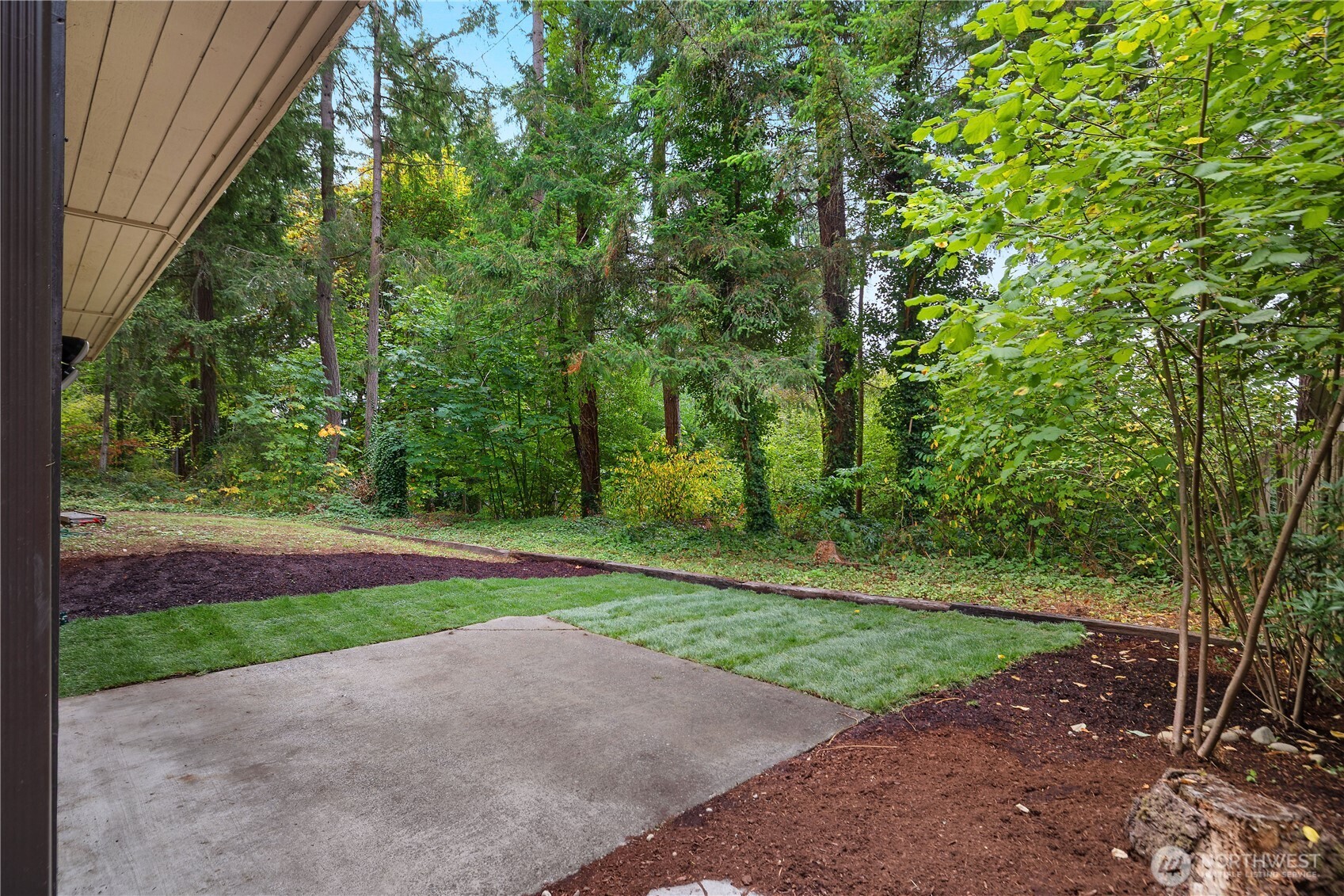Photo 3 of Single family home for sale at 4343 Highline Dr Se, Olympia, WA 98501 | MLS# NWM2579449 | Listing updated on 2026-09-21