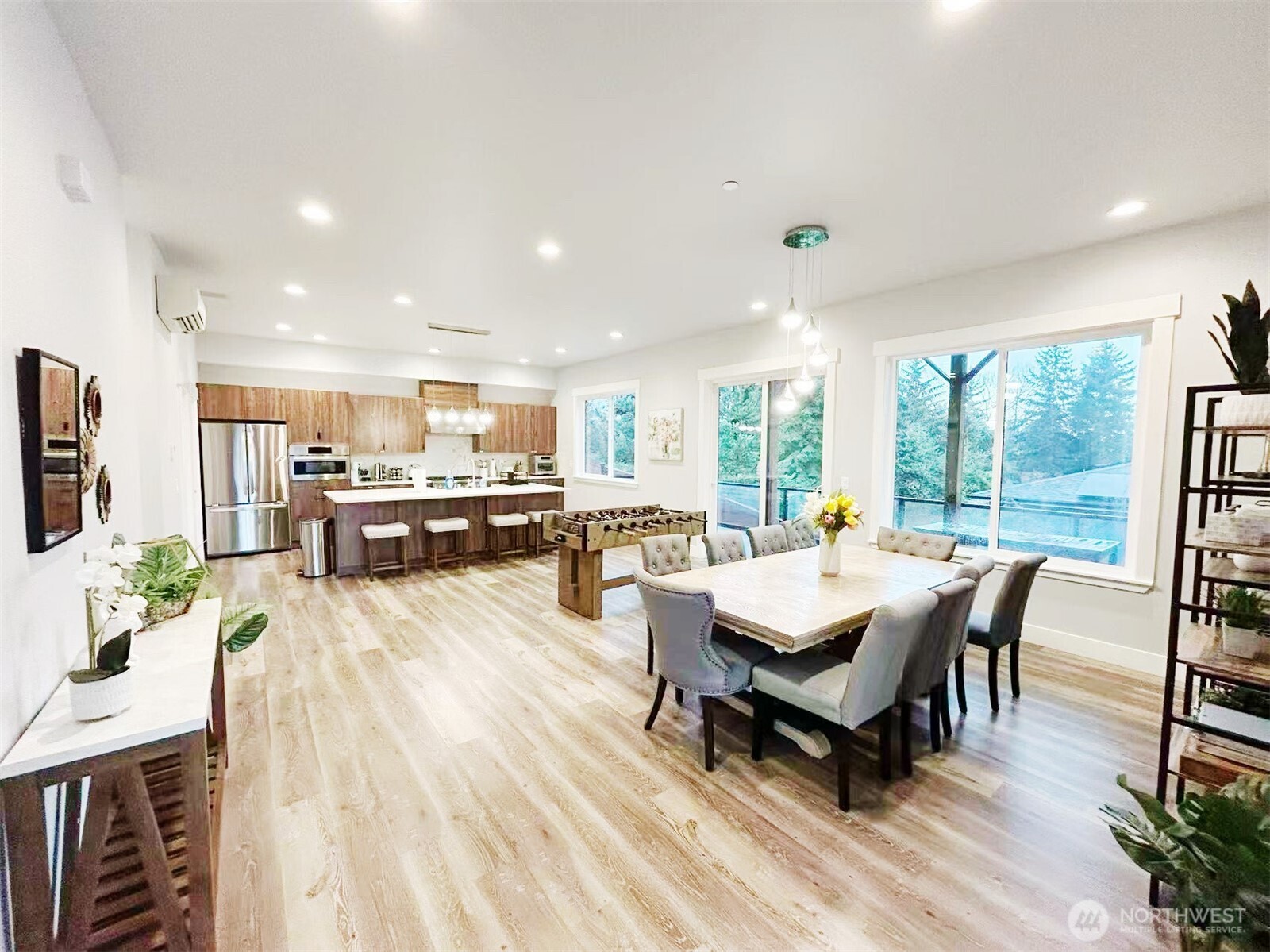 Photo 3 of Single family home for sale at 3621 Lincoln Ave Ne, Renton, WA 98056 | MLS# NWM2580525 | Listing updated on 2026-10-26