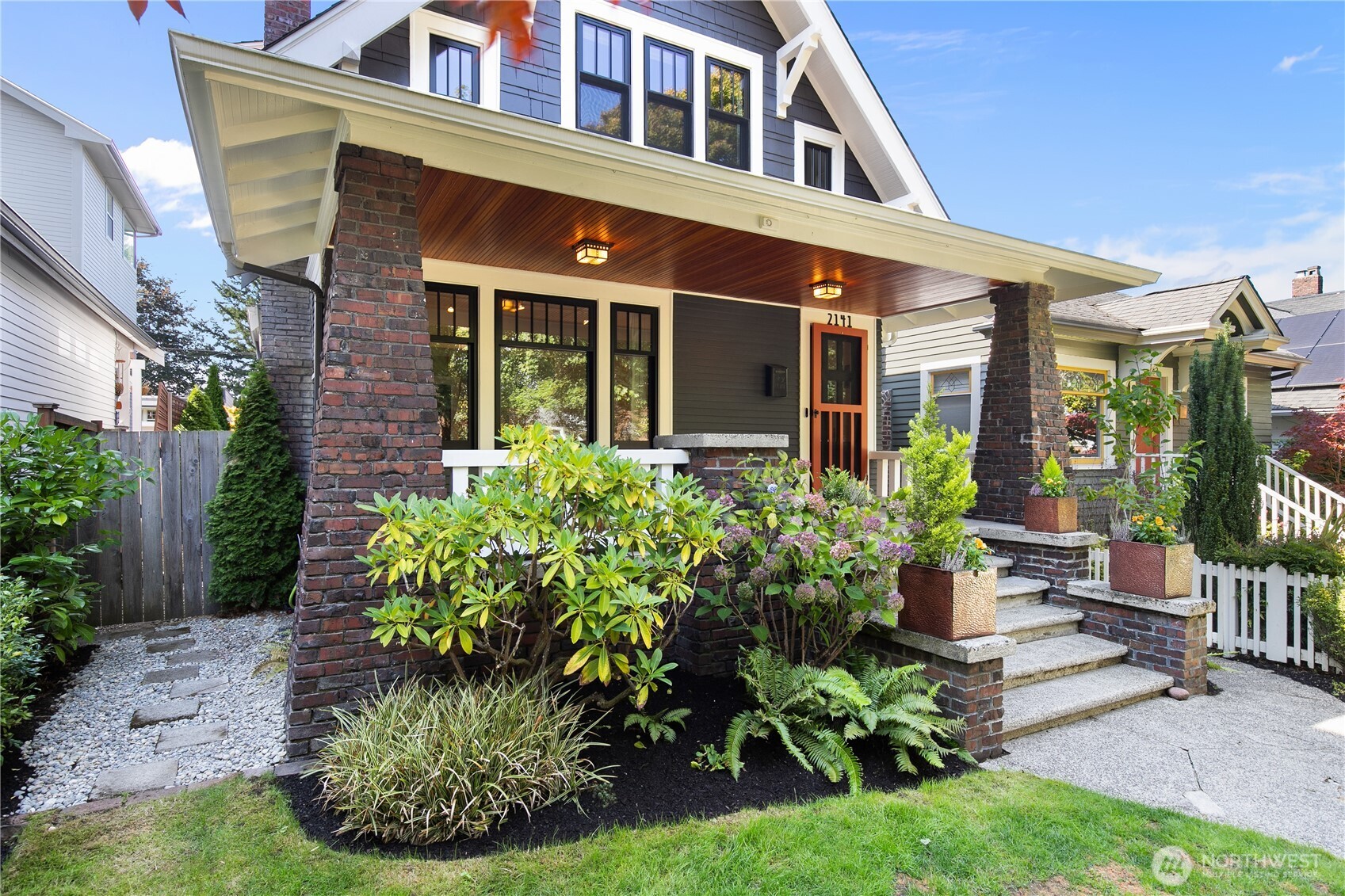 Photo 2 of Sale Pending at 2141 7th Avenue W, Seattle, WA 98119 | MLS# NWM2581242 | Listing updated on 2026-09-24