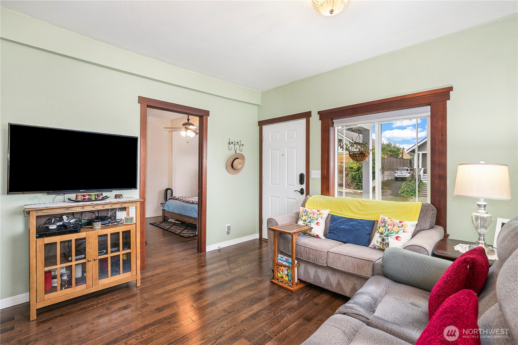 Photo 3 of Sale Pending at 4029 E J St, Tacoma, WA 98404 | MLS# NWM2583805 | Listing updated on 2026-09-24