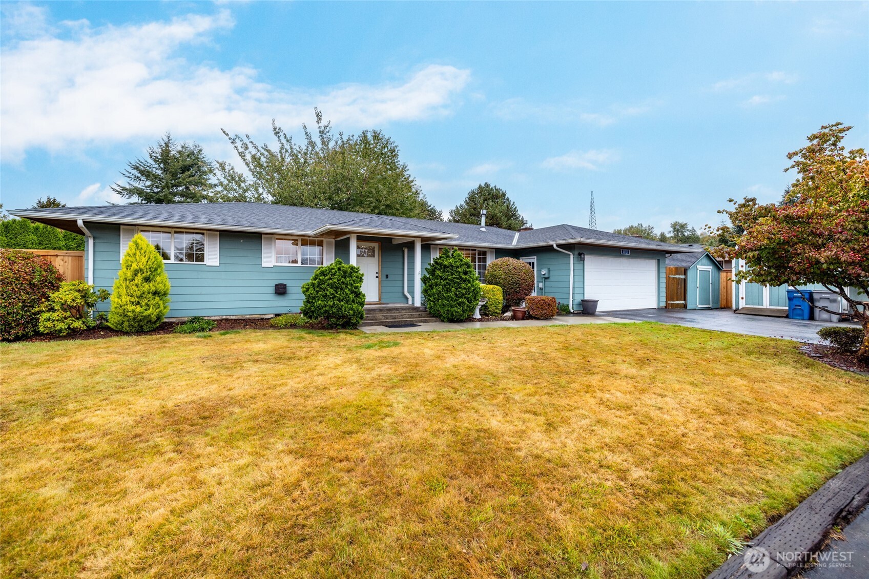 Photo 1 of Single family home for sale at 18727 Fishermans Loop, Burlington, WA 98233 | MLS# NWM2588595 | Listing updated on 2026-10-01