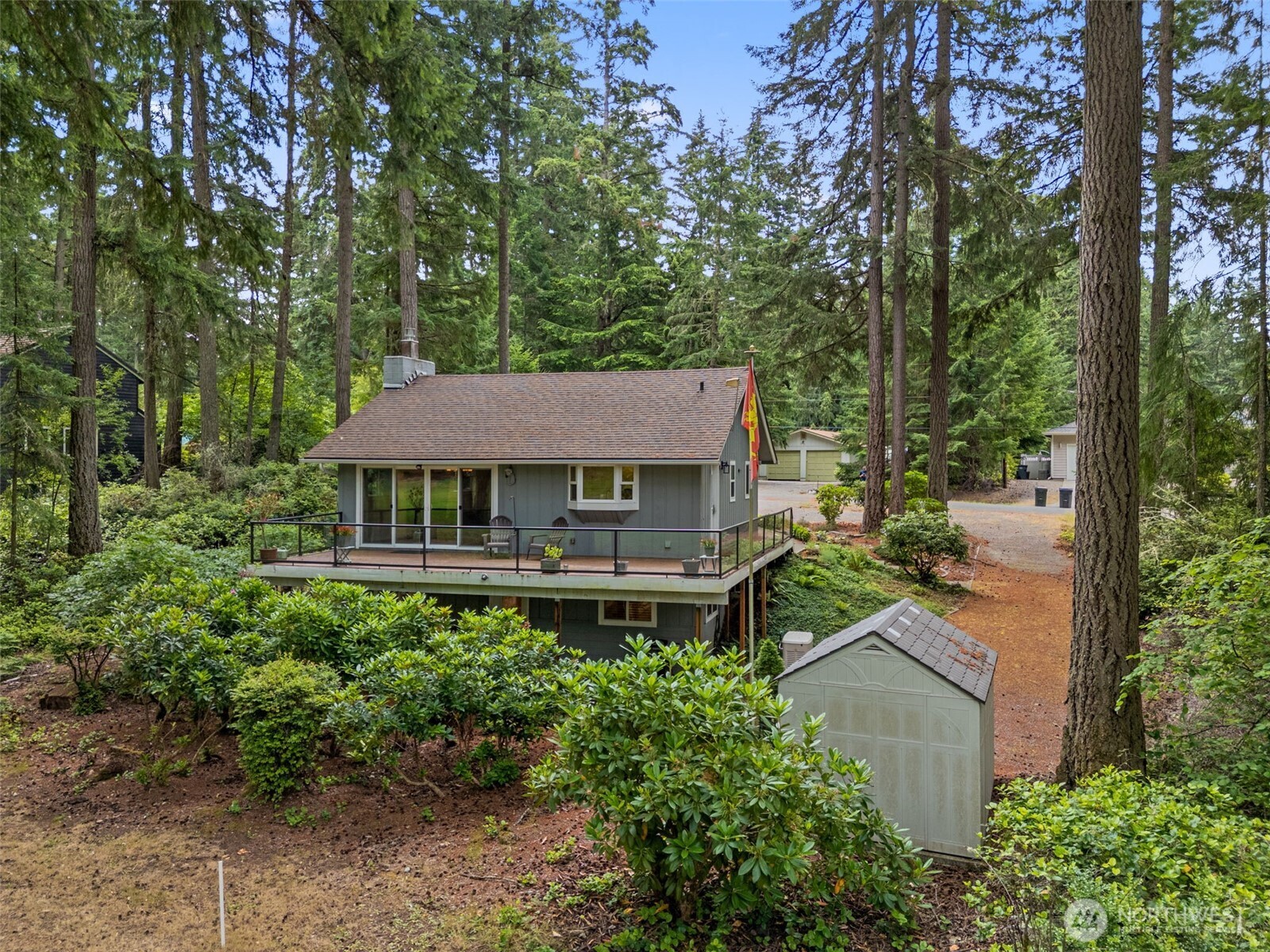 Photo 3 of Single family home for sale at 11001 Pioneer Dr, Anderson Island, WA 98303 | MLS# NWM2589622 | Listing updated on 2026-10-01
