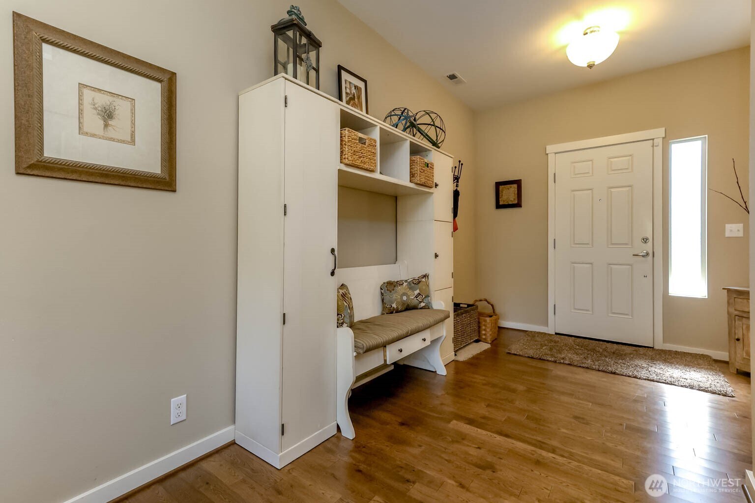 Photo 3 of Single family home for sale at 2021 63rd Street SE, Auburn, WA 98092 | MLS# NWM2590003 | Listing updated on 2026-10-01