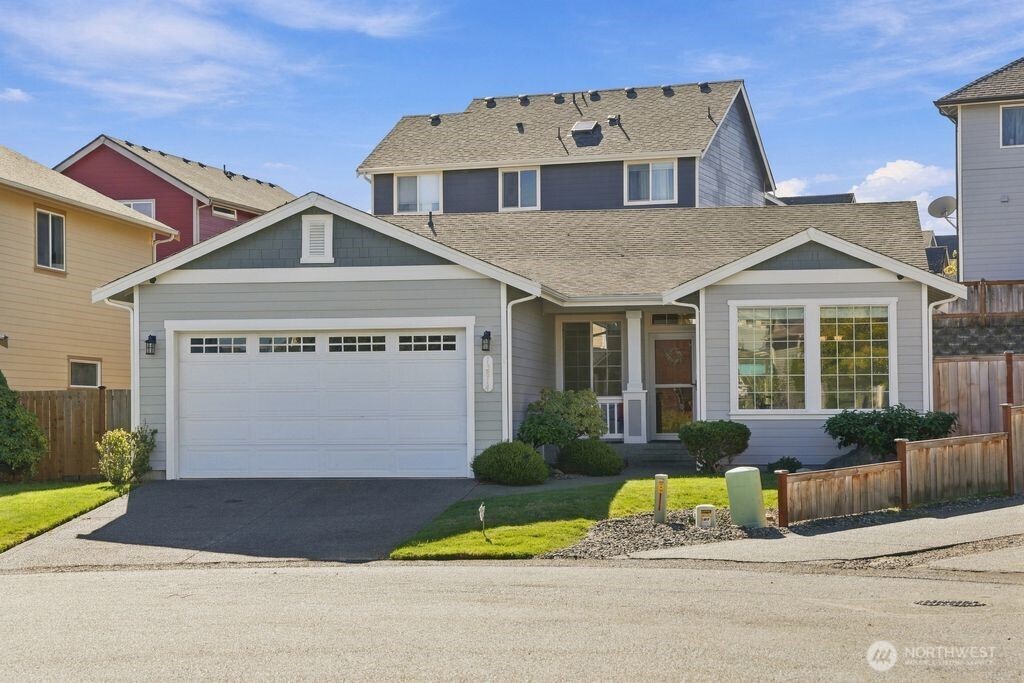 Photo 3 of Single family home for sale at 13814 170th Street E, Puyallup, WA 98374 | MLS# NWM2590135 | Listing updated on 2026-10-01