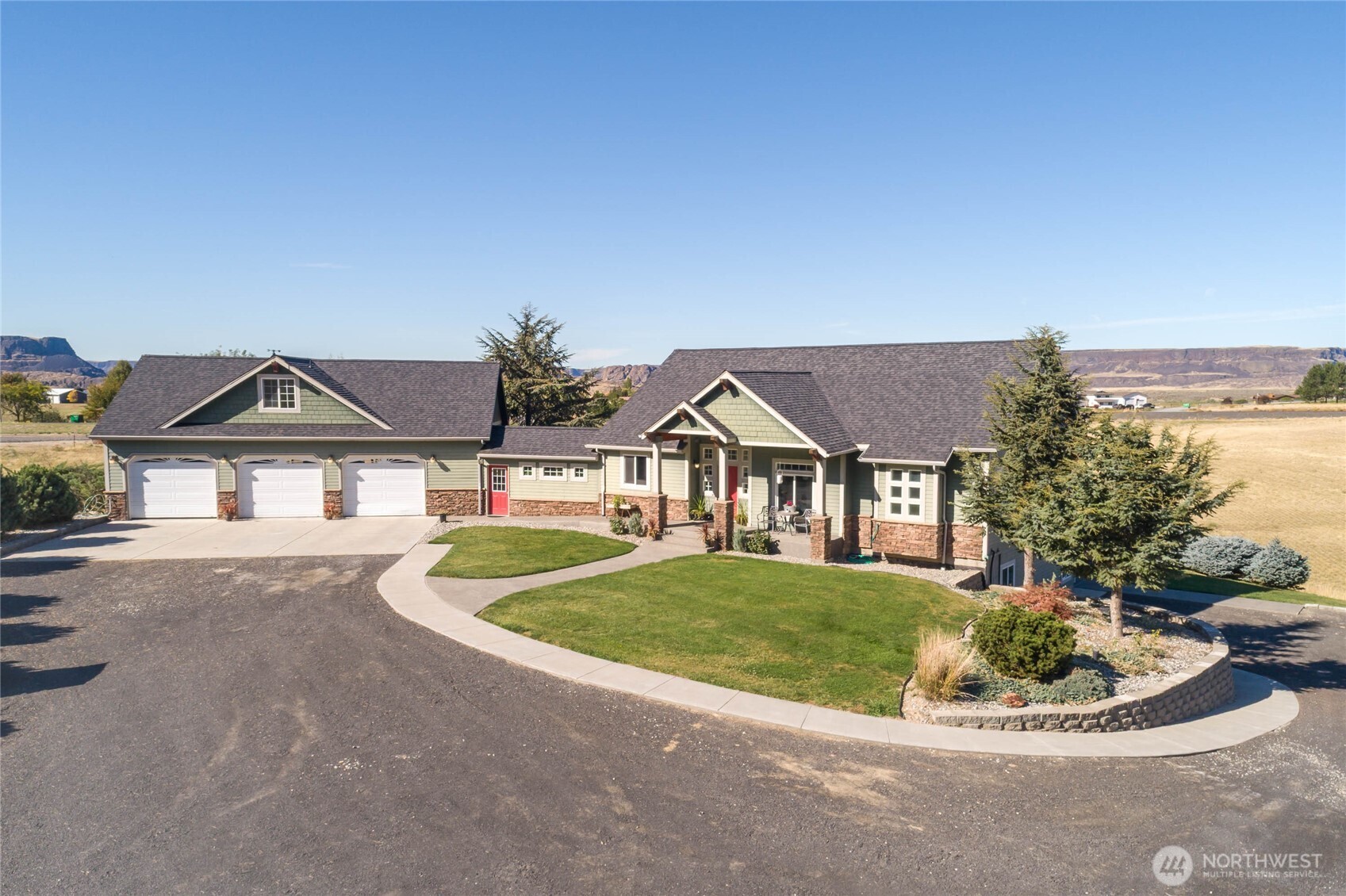 Single family home for sale at 55776 Bay Area Dr NE, Electric City, WA 99123 | MLS# NWM2590454 | Listing updated on 2026-10-07