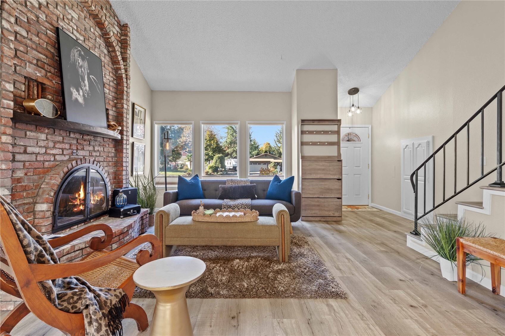 Photo 2 of Single family home for sale at 2913 84th Avenue W, University Place, WA 98466 | MLS# NWM2596640 | Listing updated on 2026-10-24