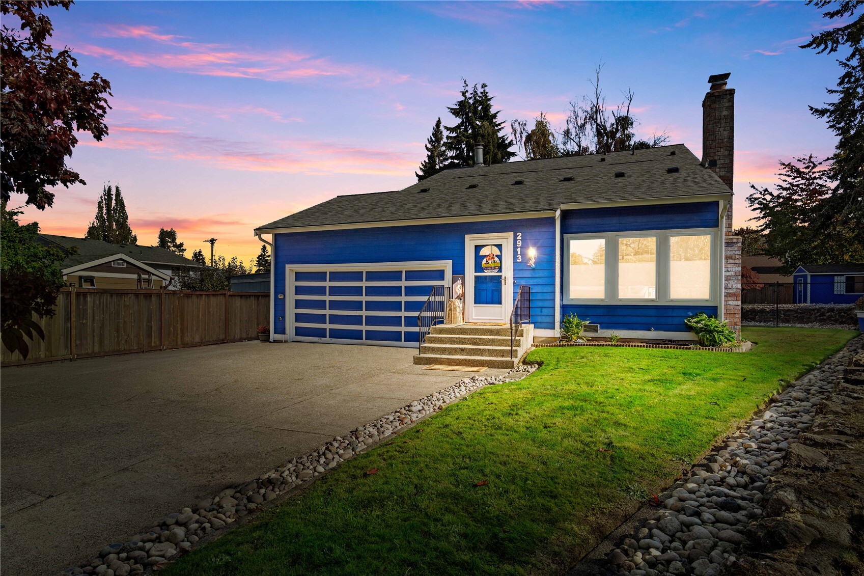 Single family home for sale at 2913 84th Avenue W, University Place, WA 98466 | MLS# NWM2596640