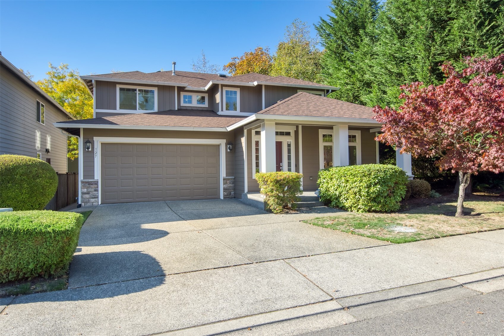 Photo 2 of Single family home for sale at 127 Orcas Ave Ne, Renton, WA 98059 | MLS# NWM2597559 | Listing updated on 2026-10-26