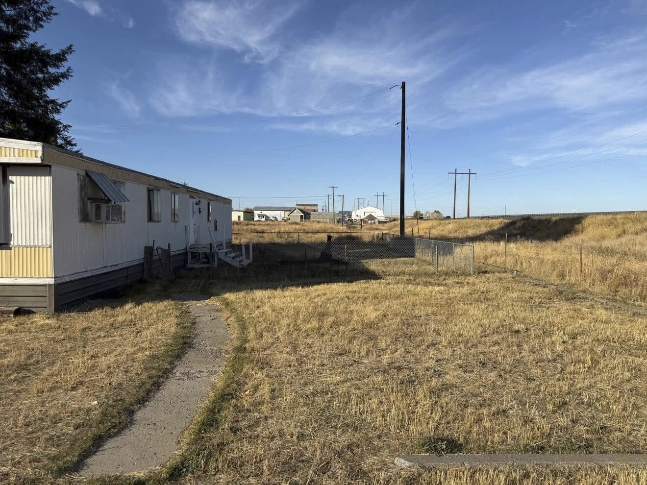 Photo 3 of Manufactured home for sale at 26 Merriam St, Davenport, WA 99122 | MLS# NWM2597620 | Listing updated on 2026-10-25
