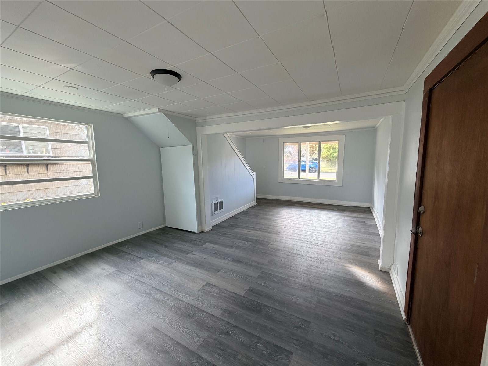 Photo 2 of Single family home for sale at 1317 5th Street, Aberdeen, WA 98520 | MLS# NWM2597745 | Listing updated on 2026-10-25