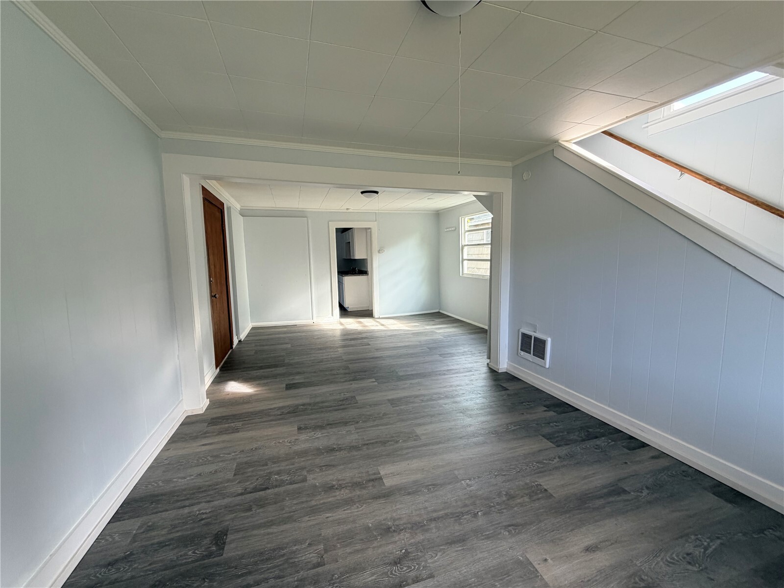 Photo 3 of Single family home for sale at 1317 5th Street, Aberdeen, WA 98520 | MLS# NWM2597745 | Listing updated on 2026-10-25