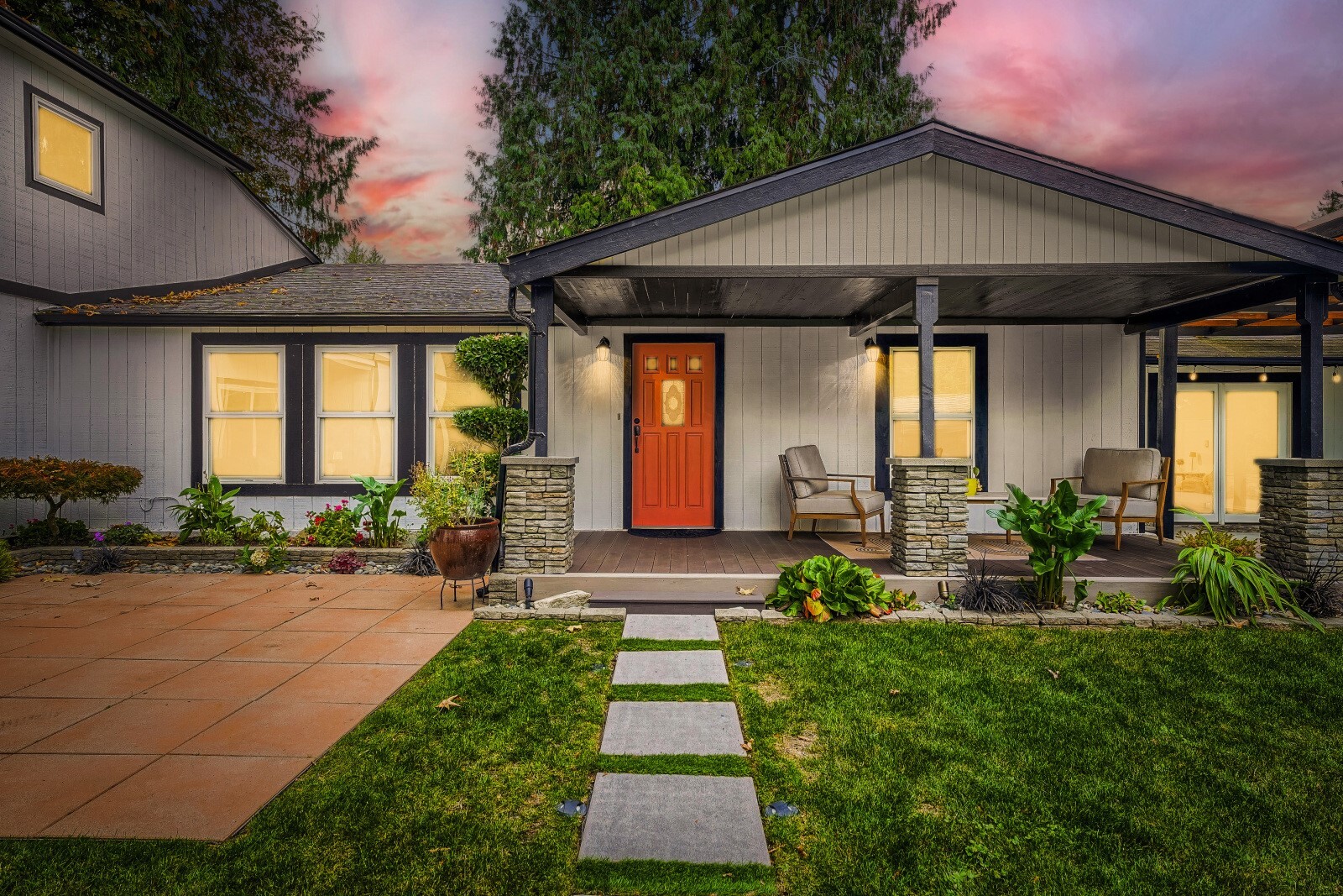 Photo 2 of Single family home for sale at 18824 Se 164th Street, Renton, WA 98058 | MLS# NWM2597959 | Listing updated on 2026-10-24