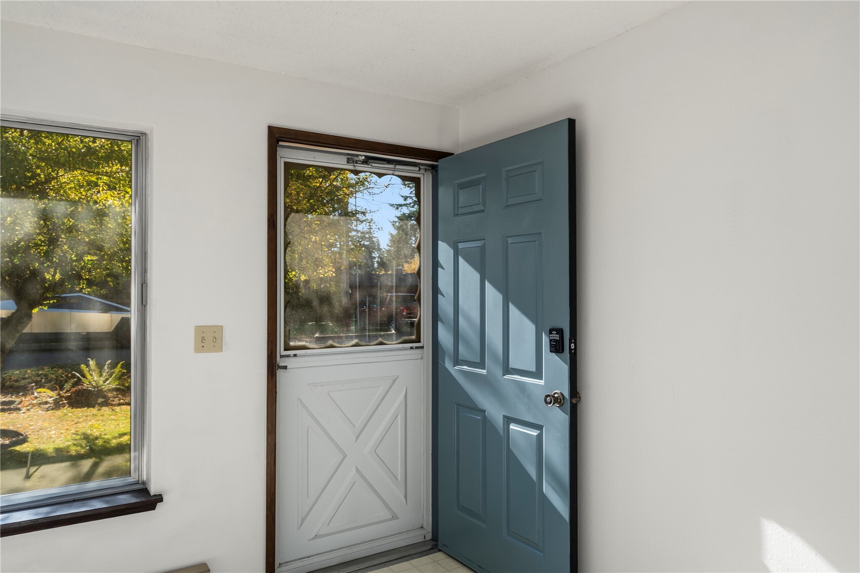 Photo 3 of Single family home for sale at 1715 148th Street Ct S, Spanaway, WA 98387 | MLS# NWM2597989 | Listing updated on 2026-10-25