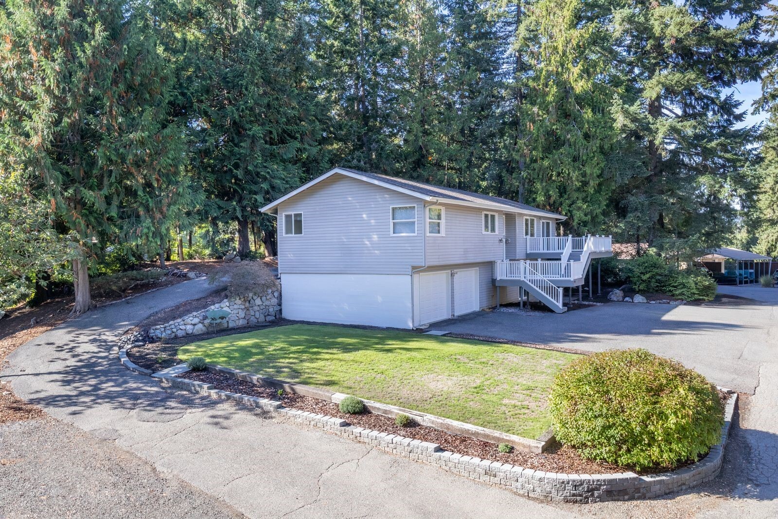 Photo 1 of Single family home for sale at 1900 Jackson Dr NW, Bremerton, WA 98312 | MLS# NWM2598055 | Listing updated on 2026-10-25