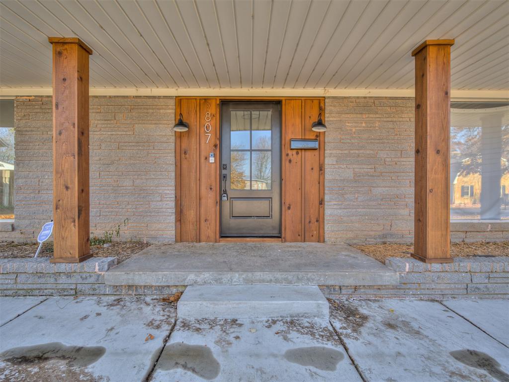 Photo 2 of Sale Pending at 807 Amity Ln, El Reno, OK 73036 | MLS# 1205061 | Listing updated on 2026-09-21