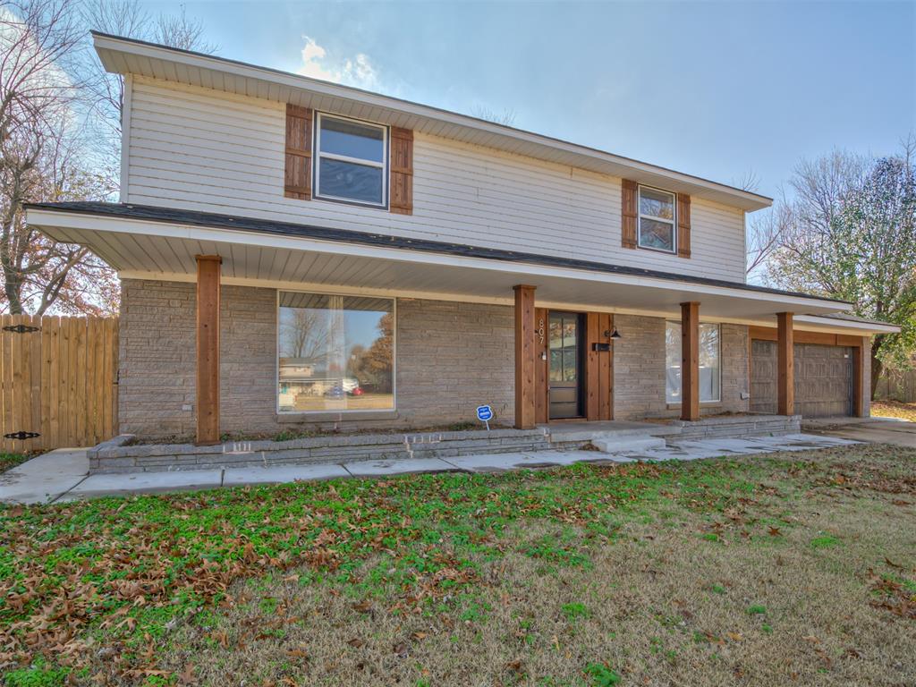 Photo 3 of Sale Pending at 807 Amity Ln, El Reno, OK 73036 | MLS# 1205061 | Listing updated on 2026-09-21