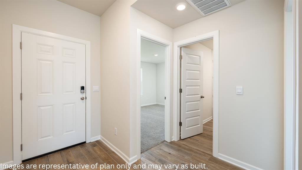 Photo 2 of Single family home for sale at 1216 Mahogany Ln, Piedmont, OK 73078 | MLS# 1225332 | Listing updated on 2026-09-21