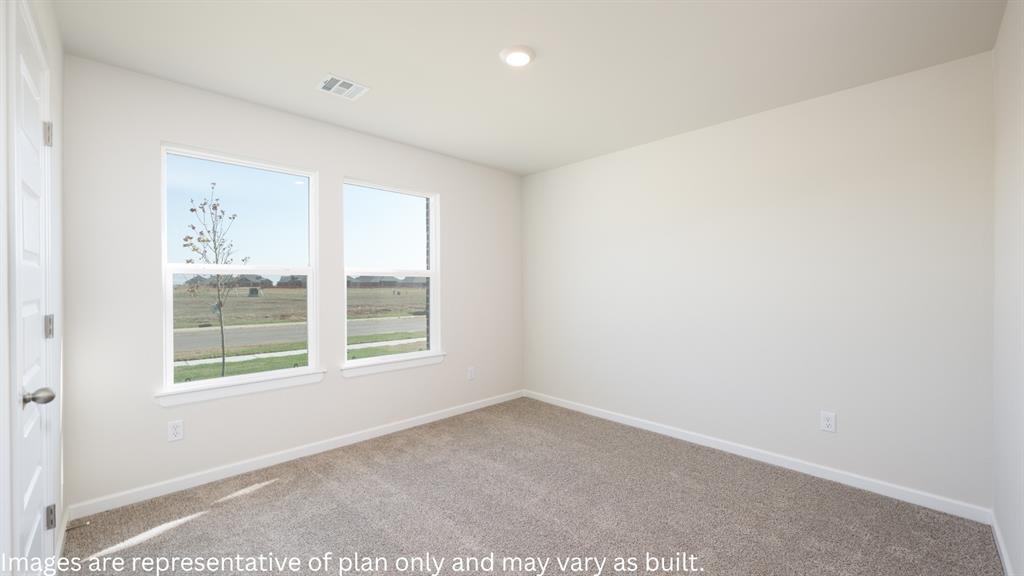 Photo 3 of Single family home for sale at 1216 Mahogany Ln, Piedmont, OK 73078 | MLS# 1225332 | Listing updated on 2026-09-21