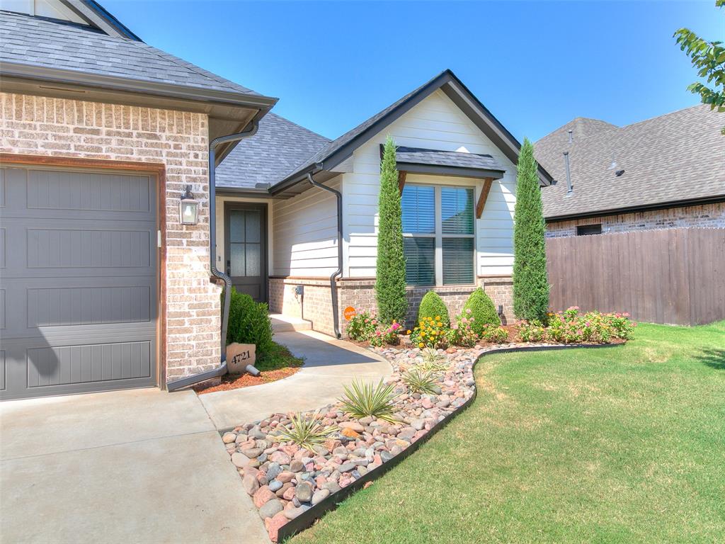 Single family home for sale at 4721 Mustang Park Blvd, Mustang, OK 73064 | MLS# 1241804