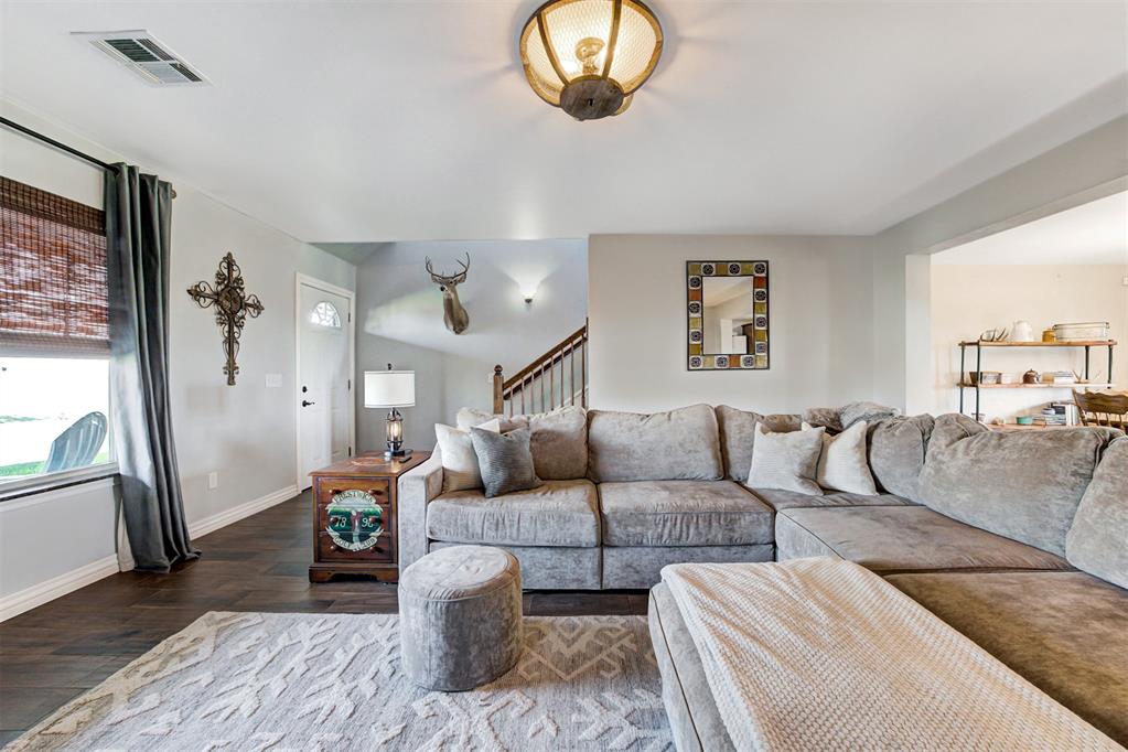 Photo 3 of Single family home for sale at 918 Ash NE, Piedmont, OK 73078 | MLS# 1241918 | Listing updated on 2026-10-25