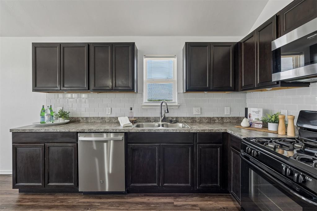 Photo 4 of Single family home for sale at 11701 NW 135th Street, Piedmont, OK 73078 | MLS# 1242628 | Listing updated on 2026-09-24