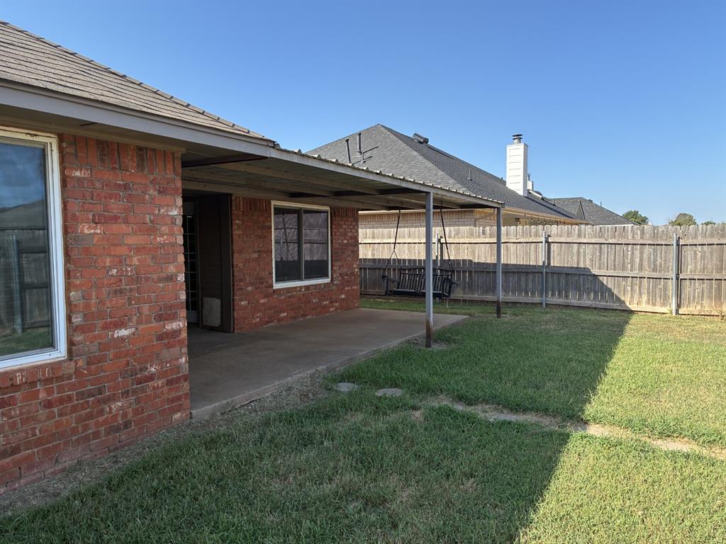 Photo 4 of Sale Pending at 2937 Laurel Cir, Altus, OK 73521 | MLS# 1244345 | Listing updated on 2026-09-21
