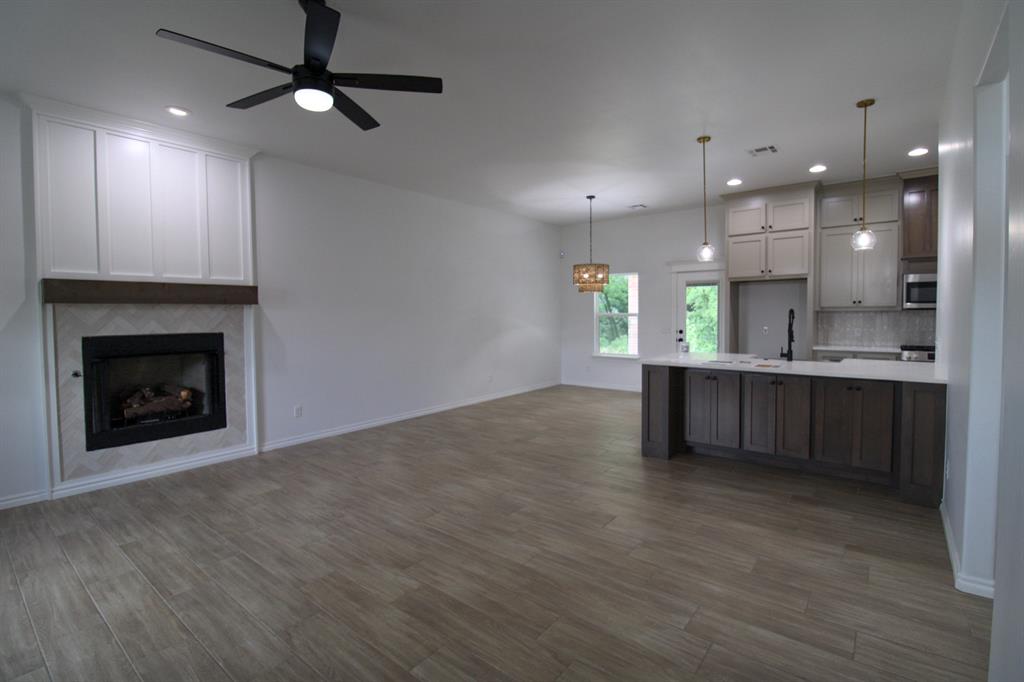 Photo 3 of Single family home for sale at 130 Mountain Laurel Wy, Noble, OK 73068 | MLS# 1246061 | Listing updated on 2026-09-22