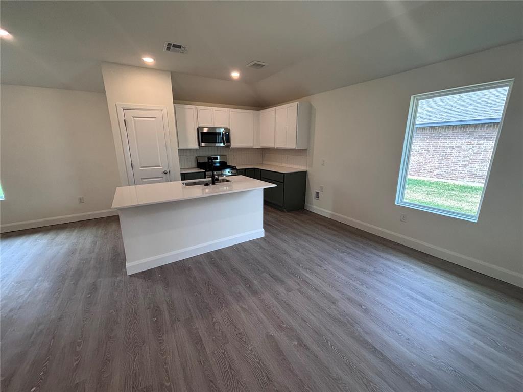 Photo 3 of Single family home for sale at 2011 Brush Creek Wy, Newcastle, OK 73065 | MLS# 1246486 | Listing updated on 2026-09-22