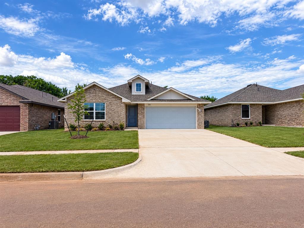 Photo 1 of Single family home for sale at 2001 Brush Creek Wy, Newcastle, OK 73065 | MLS# 1246489 | Listing updated on 2026-09-22