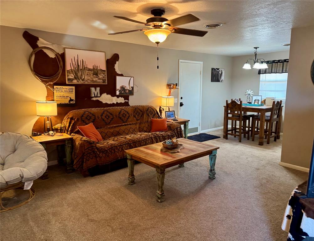 Photo 3 of Single family home for sale at 901 E Kee St, Weatherford, OK 73096 | MLS# 1246527 | Listing updated on 2026-10-09