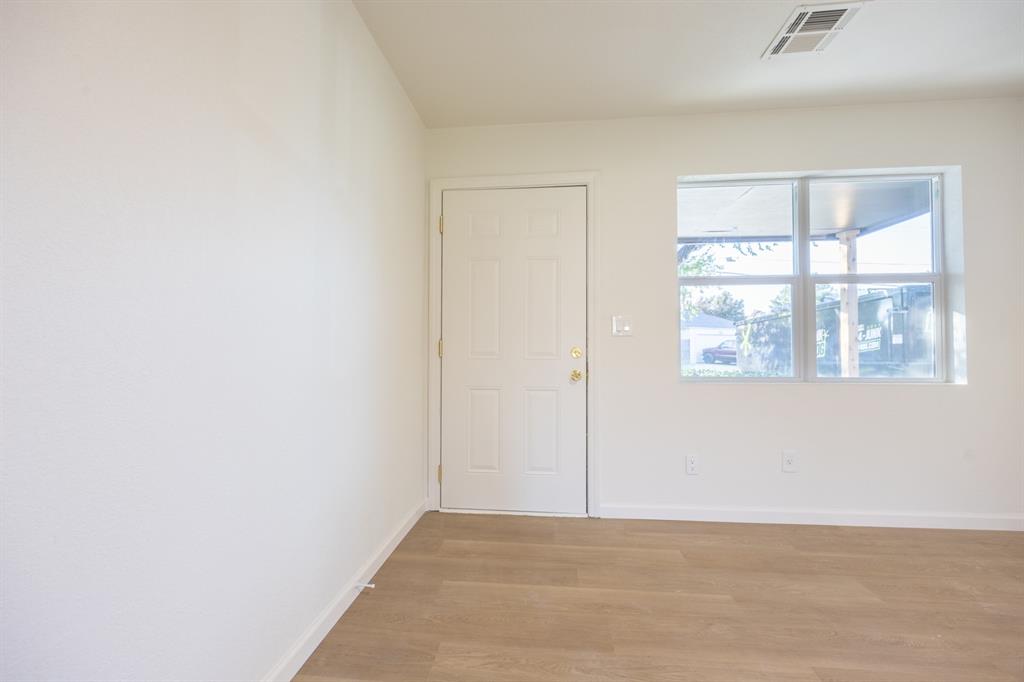 Photo 2 of Single family home for sale at 2124 N Tulsa Ave, Oklahoma City, OK 73107 | MLS# 1249850 | Listing updated on 2026-09-21