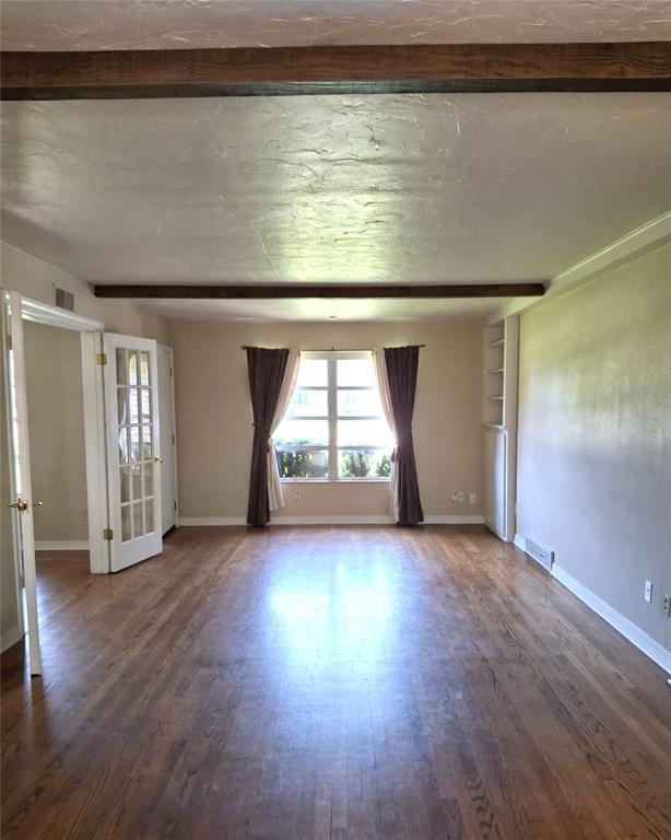 Photo 3 of Single family home for sale at 1103 Park Manor St, Nichols Hills, OK 73116 | MLS# 1252095 | Listing updated on 2026-10-08