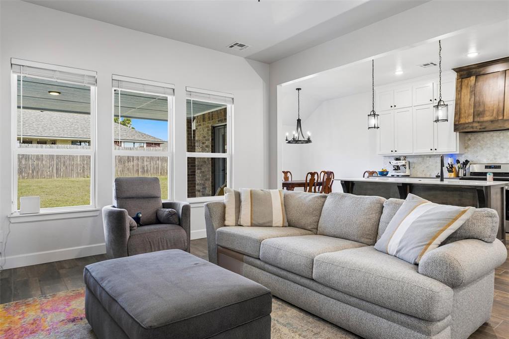 Photo 4 of Single family home for sale at 2501 Birmingham Dr, Norman, OK 73071 | MLS# 1253086 | Listing updated on 2026-10-25