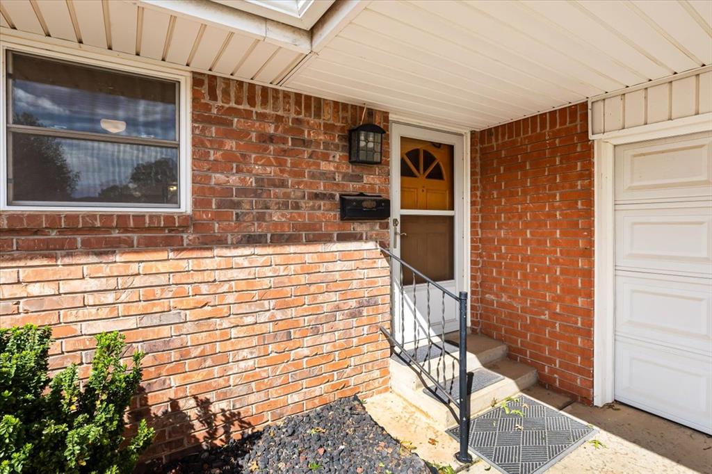 Photo 1 of Single family home for sale at 400 Cherokee Ln, El Reno, OK 73036 | MLS# 1254468 | Listing updated on 2026-10-25