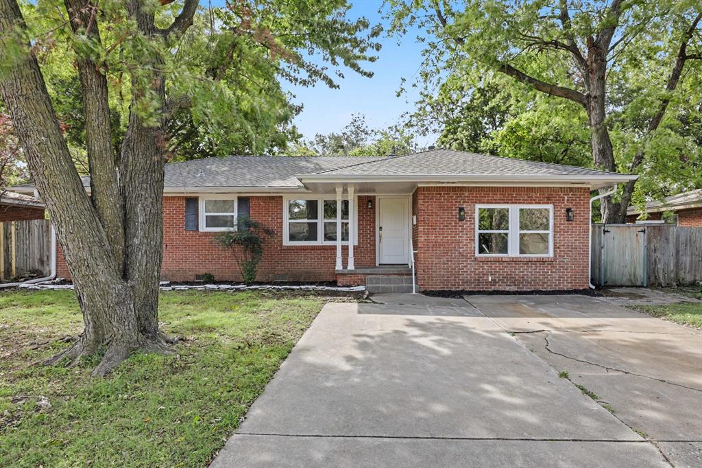 Single family home for sale at 1610 Caddell Ln, Norman, OK 73069 | MLS# 1254772