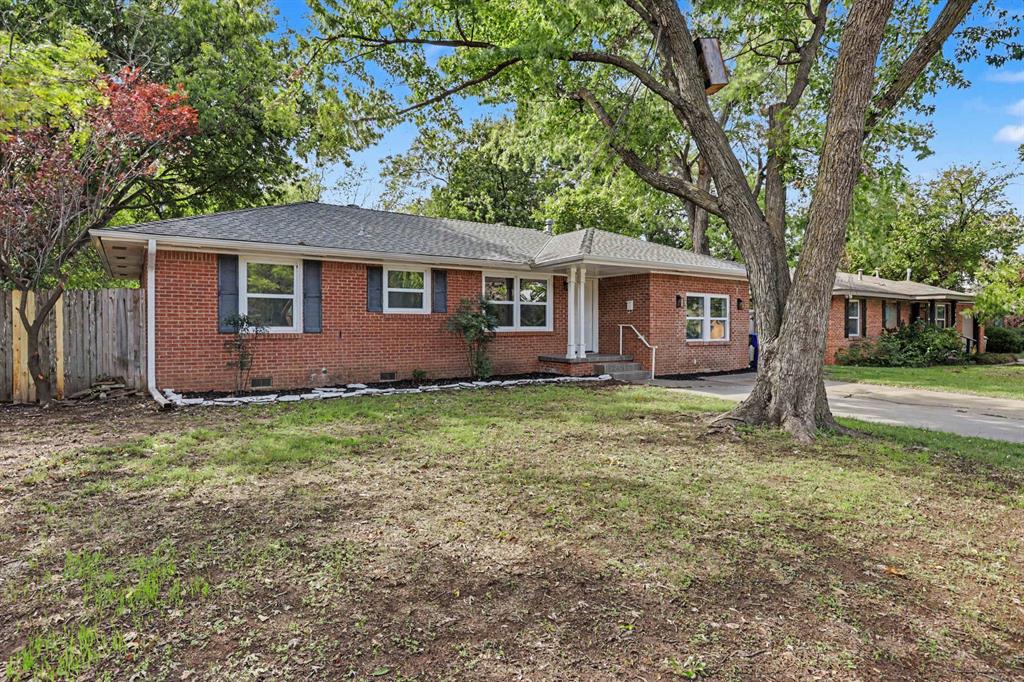 Photo 1 of Single family home for sale at 1610 Caddell Ln, Norman, OK 73069 | MLS# 1254772 | Listing updated on 2026-10-26
