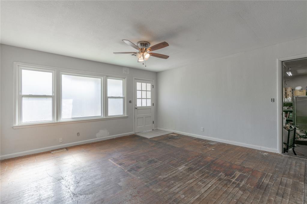 Photo 2 of Single family home for sale at 519 SW 3rd Street, Moore, OK 73160 | MLS# 1255331 | Listing updated on 2026-10-24
