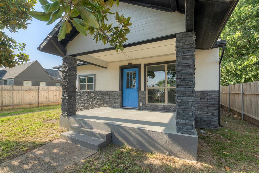 Photo 2 of Single family home for sale at 422 SE 17th Street, Oklahoma City, OK 73129 | MLS# 1255394 | Listing updated on 2026-10-24