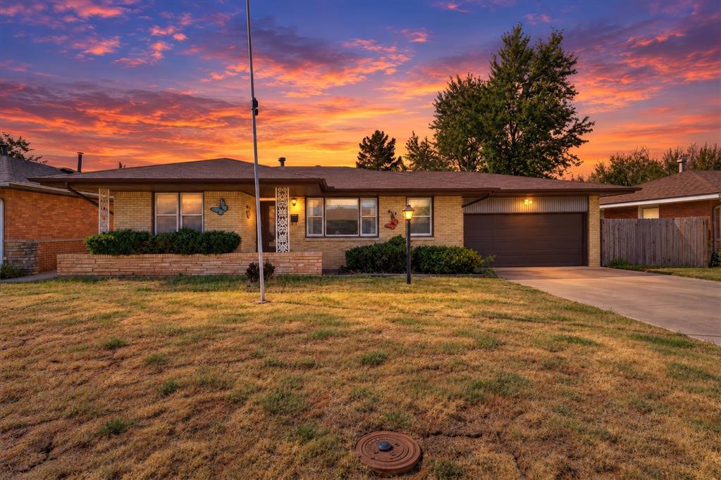 Single family home for sale at 128 W Jarman St, Oklahoma City, OK 73110 | MLS# 1255409