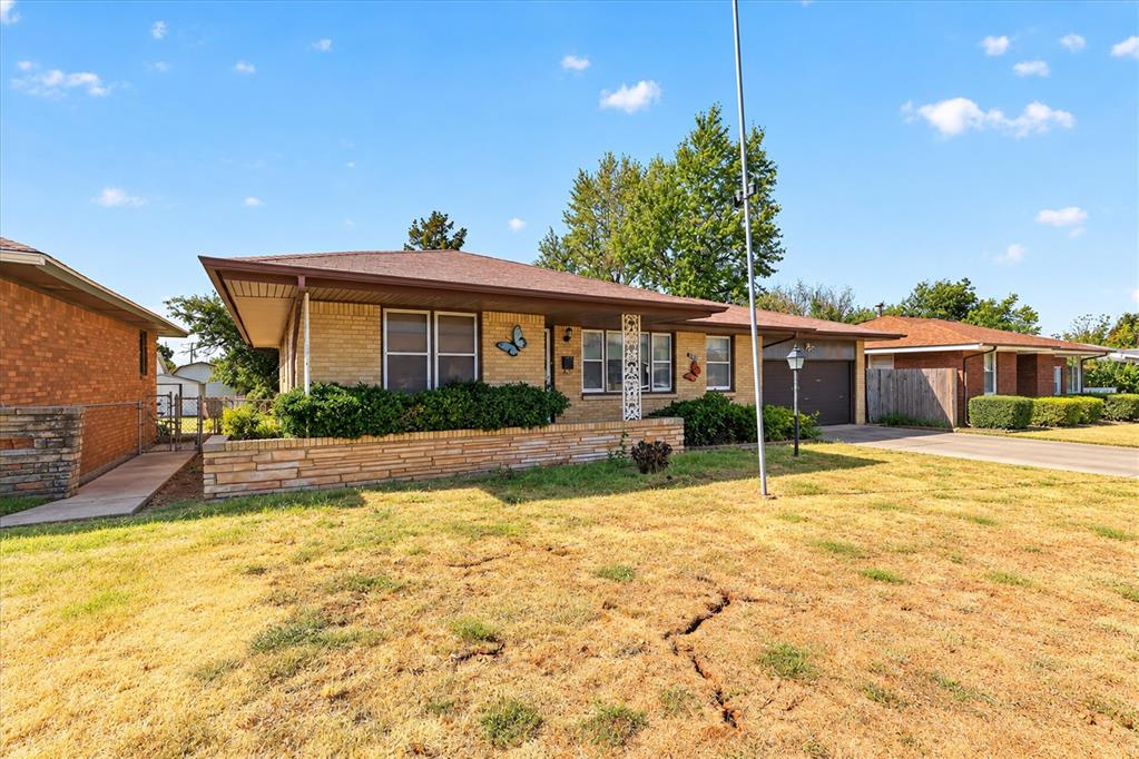 Photo 1 of Single family home for sale at 128 W Jarman St, Oklahoma City, OK 73110 | MLS# 1255409 | Listing updated on 2026-10-25