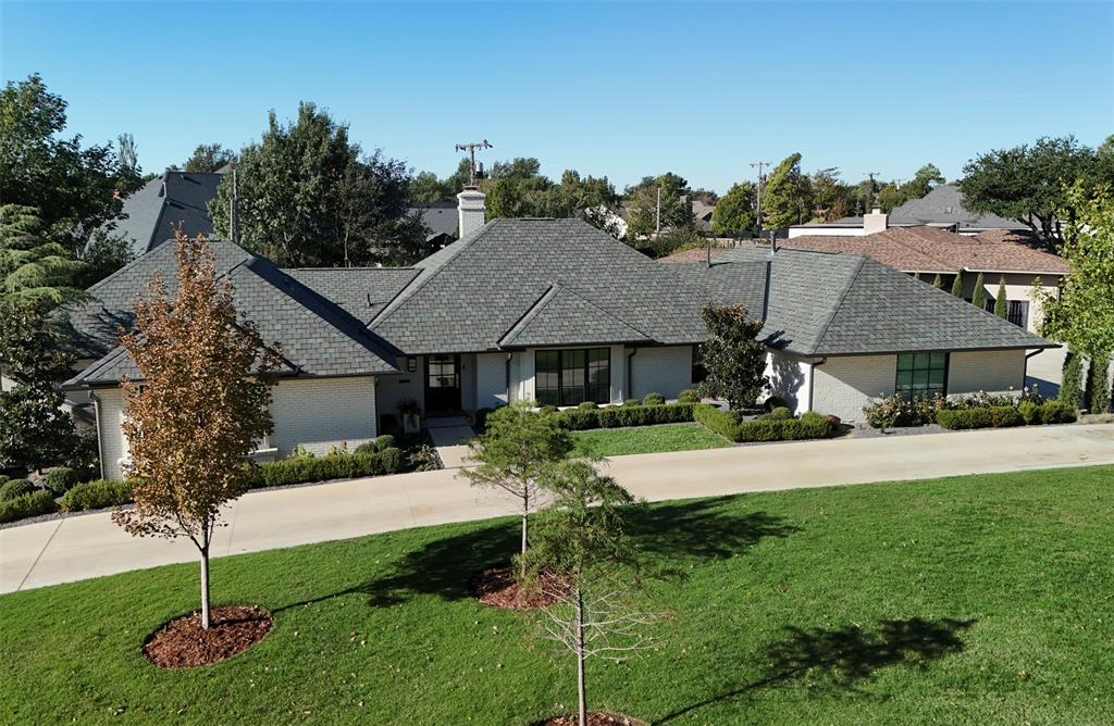 Photo 1 of Single family home for sale at 1608 Westminster Pl, Nichols Hills, OK 73120 | MLS# 1255452 | Listing updated on 2026-10-25