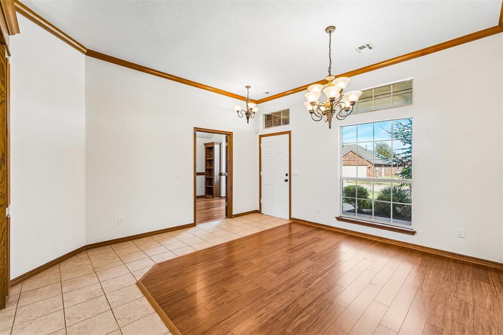 Photo 3 of Single family home for sale at 8424 NW 106th Street, Oklahoma City, OK 73162 | MLS# 1255481 | Listing updated on 2026-10-26